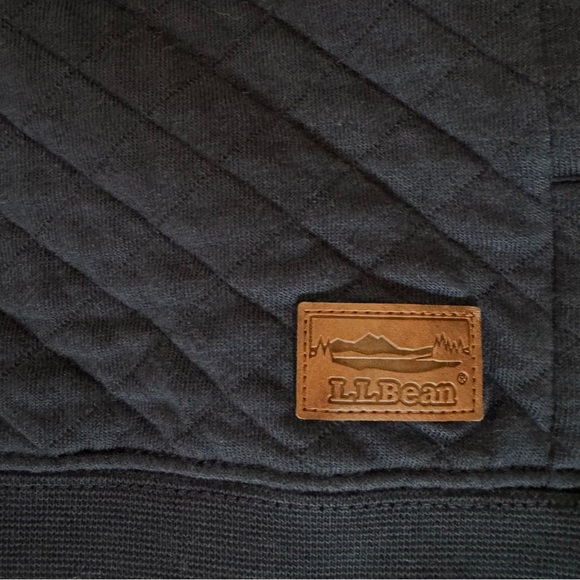 L.L. Bean Women’s Quilted Full-Zip Sweatshirt - Picture 4 of 4